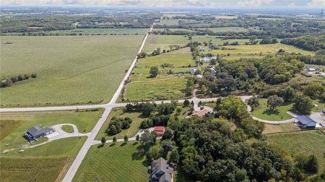 28818 W 303rd Street, Paola, KS 66071