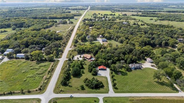 28818 W 303rd Street, Paola, KS 66071