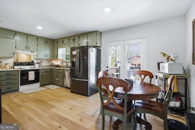 414 Hemlock Drive, Lawrenceville, GA 30046