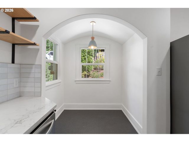 336 Ne ADAMS Ave, Chehalis, WA 98532