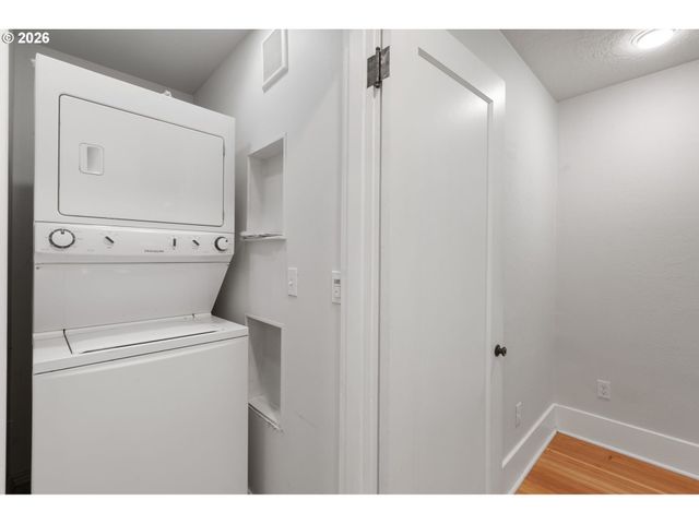 336 Ne ADAMS Ave, Chehalis, WA 98532
