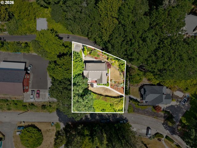 336 Ne ADAMS Ave, Chehalis, WA 98532