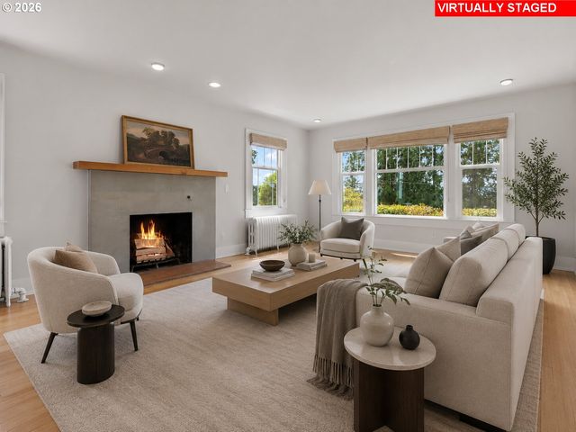 336 Ne ADAMS Ave, Chehalis, WA 98532