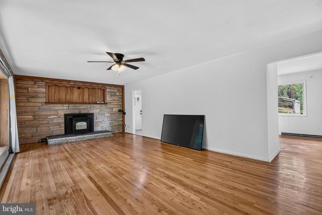 17508 CLINTON DR, Accokeek, MD 20607