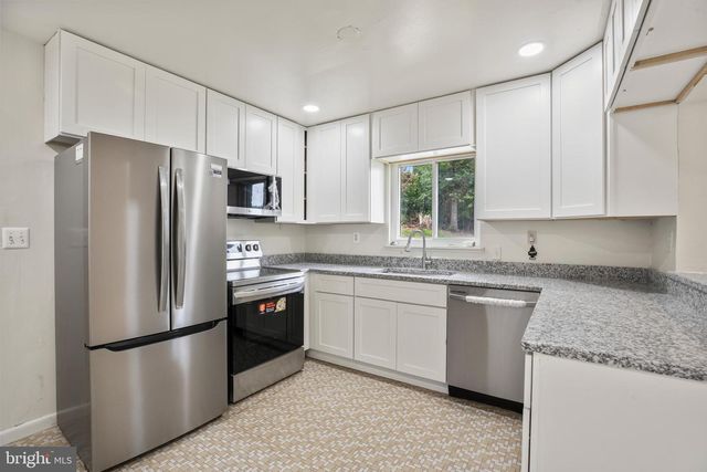 17508 CLINTON DR, Accokeek, MD 20607