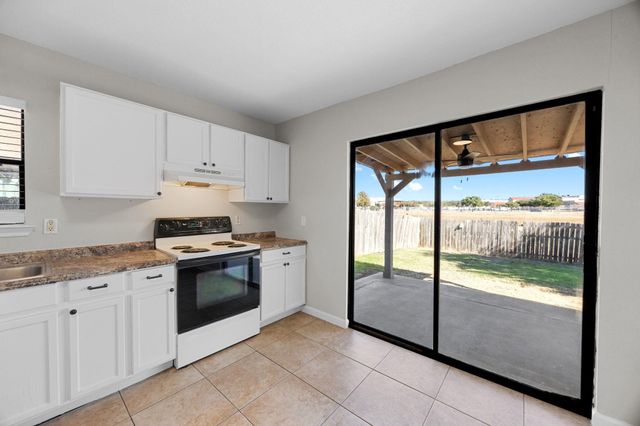 1326 Lakeside LOOP, Round Rock, TX 78665