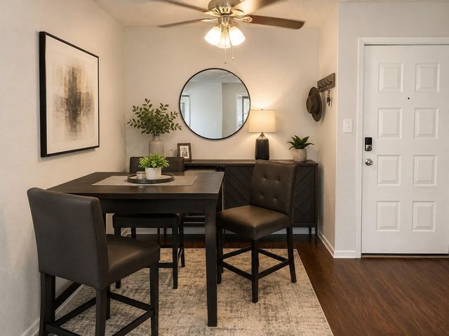 2818 S Bartell Drive 29, Houston, TX 77054