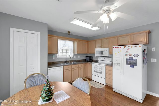 133 Bethany Ct, Mt Washington, KY 40047