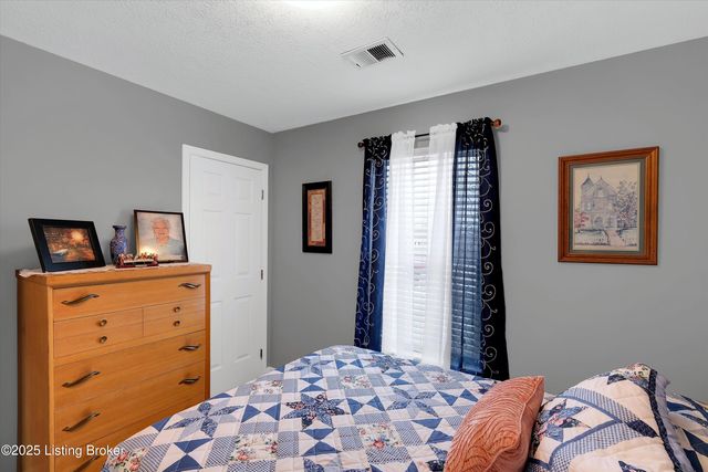 133 Bethany Ct, Mt Washington, KY 40047