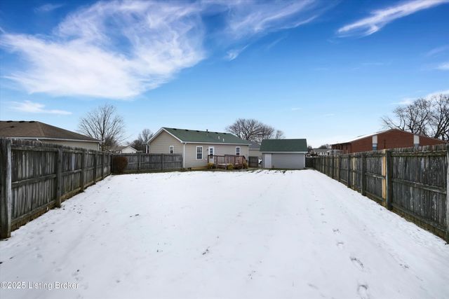 133 Bethany Ct, Mt Washington, KY 40047