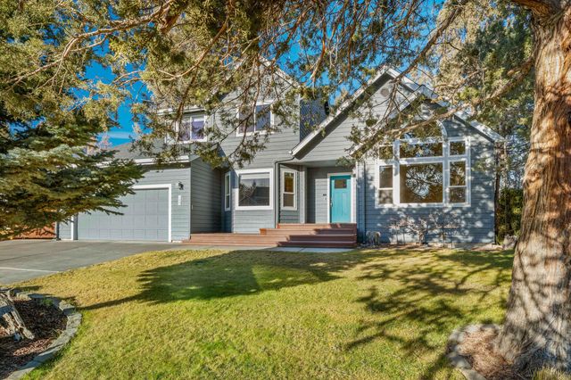 789 SE Airpark Drive, Bend, OR 97702