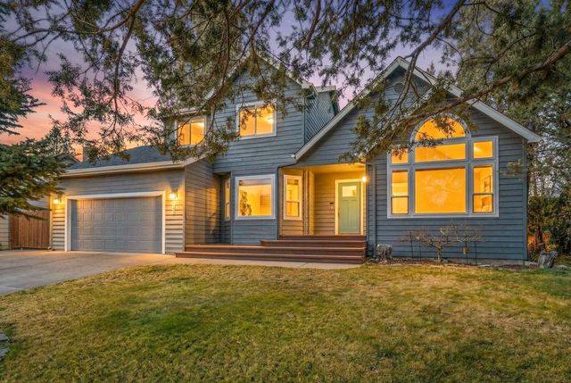 789 SE Airpark Drive, Bend, OR 97702