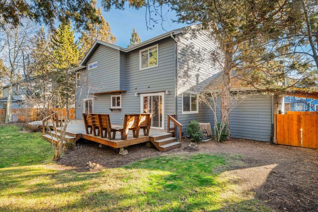 789 SE Airpark Drive, Bend, OR 97702