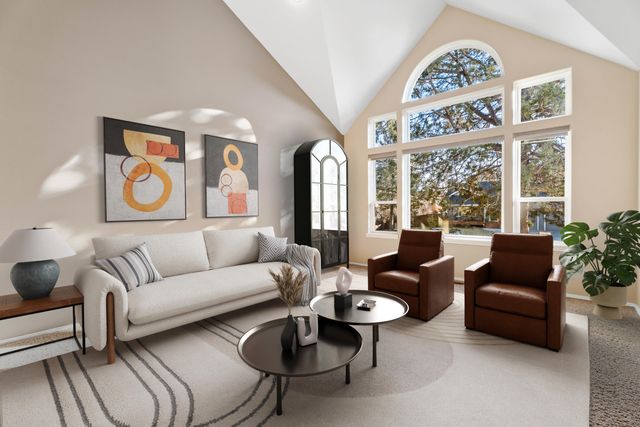 789 SE Airpark Drive, Bend, OR 97702