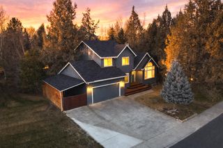 789 SE Airpark Drive, Bend, OR 97702