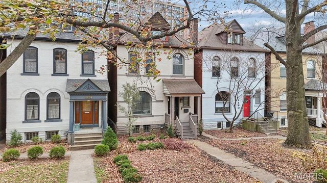 4456 Laclede Avenue, St Louis, MO 63108