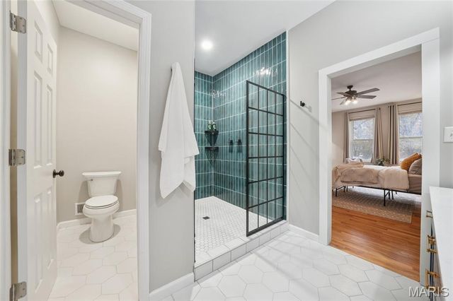 4456 Laclede Avenue, St Louis, MO 63108