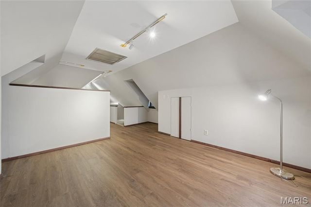 4456 Laclede Avenue, St Louis, MO 63108