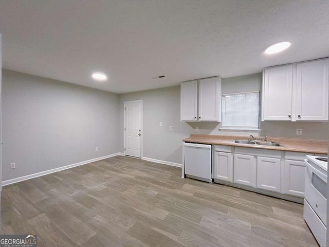 1806 Neely Avenue, Atlanta, GA 30344