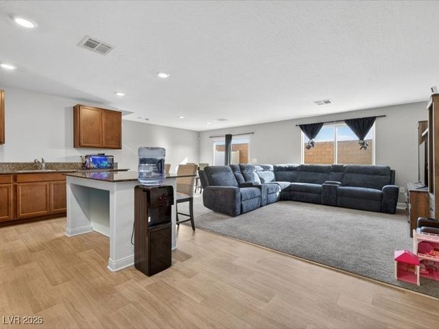 6840 Toros Street, North Las Vegas, NV 89086