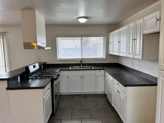 3622 Gray Drive, Mesquite, TX 75150