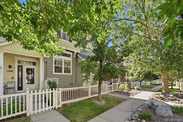 1489 Red Peak Drive, Castle Rock, CO 80109