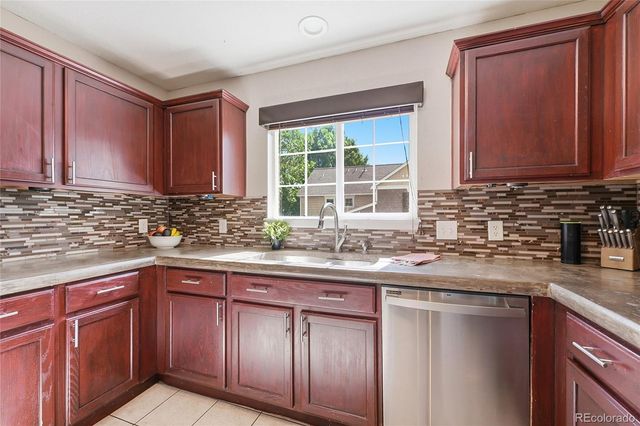 1489 Red Peak Drive, Castle Rock, CO 80109