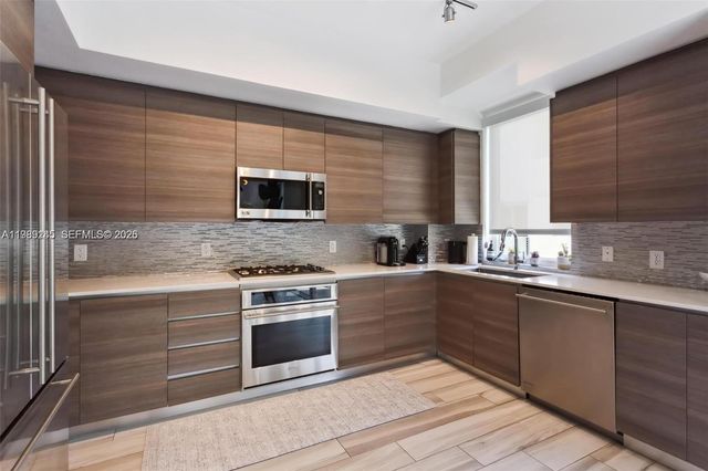 101 N Shore Drive 101, Miami Beach, FL 33141
