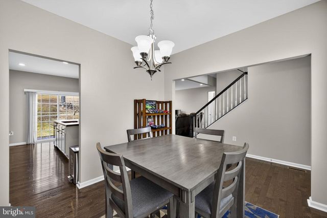 113 COLONIAL DR, Cross Junction, VA 22625