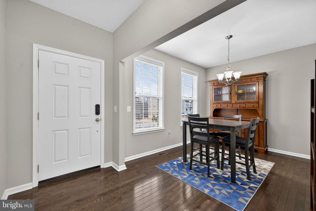 113 COLONIAL DR, Cross Junction, VA 22625