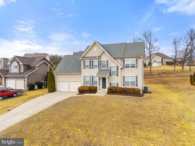 113 COLONIAL DR, Cross Junction, VA 22625