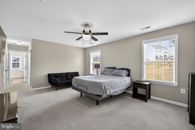 113 COLONIAL DR, Cross Junction, VA 22625