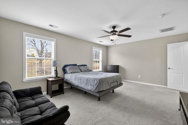 113 COLONIAL DR, Cross Junction, VA 22625