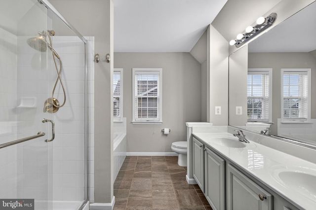 113 COLONIAL DR, Cross Junction, VA 22625