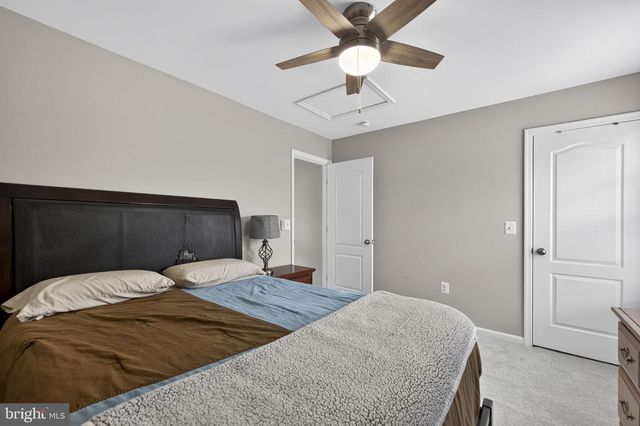 113 COLONIAL DR, Cross Junction, VA 22625