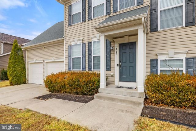 113 COLONIAL DR, Cross Junction, VA 22625