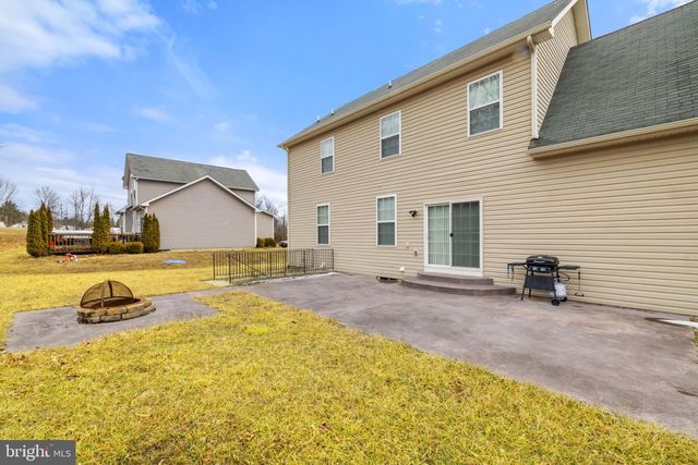 113 COLONIAL DR, Cross Junction, VA 22625