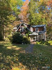 22 Lincoln Place, Litchfield, CT 06759