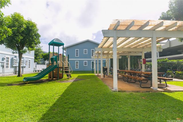 355 Aoloa Street E204, Kailua, HI 96734
