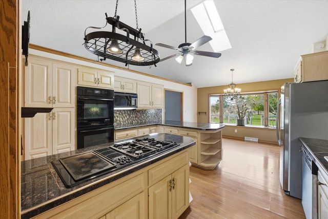 333 Lake Shore ROAD, Grafton, WI 53024