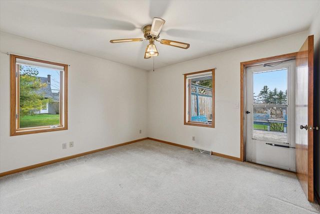 333 Lake Shore ROAD, Grafton, WI 53024