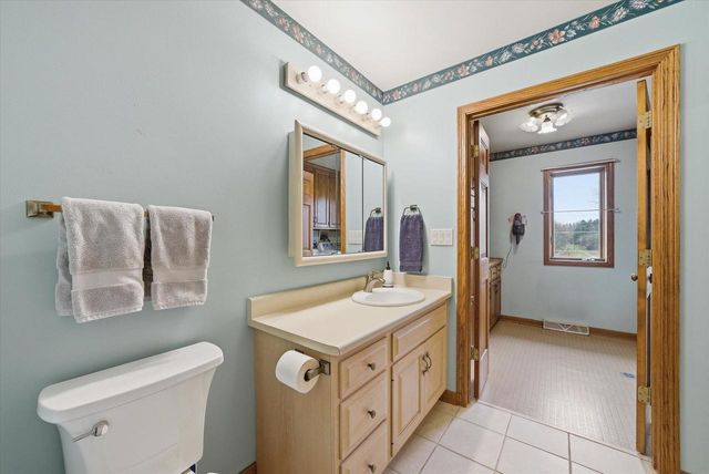 333 Lake Shore ROAD, Grafton, WI 53024
