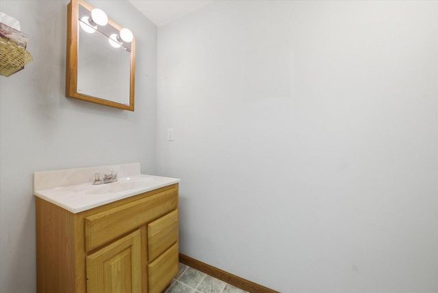 333 Lake Shore ROAD, Grafton, WI 53024
