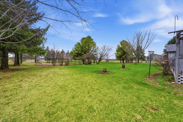 333 Lake Shore ROAD, Grafton, WI 53024
