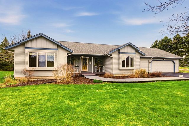 333 Lake Shore ROAD, Grafton, WI 53024