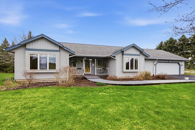 333 Lake Shore ROAD, Grafton, WI 53024