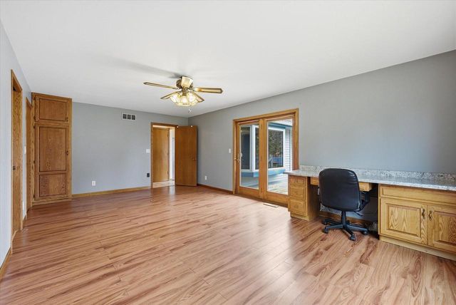 333 Lake Shore ROAD, Grafton, WI 53024