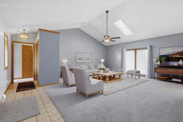 333 Lake Shore ROAD, Grafton, WI 53024