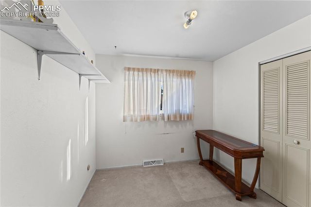 61 Radcliff Lane, Pueblo, CO 81005