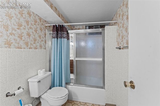 61 Radcliff Lane, Pueblo, CO 81005